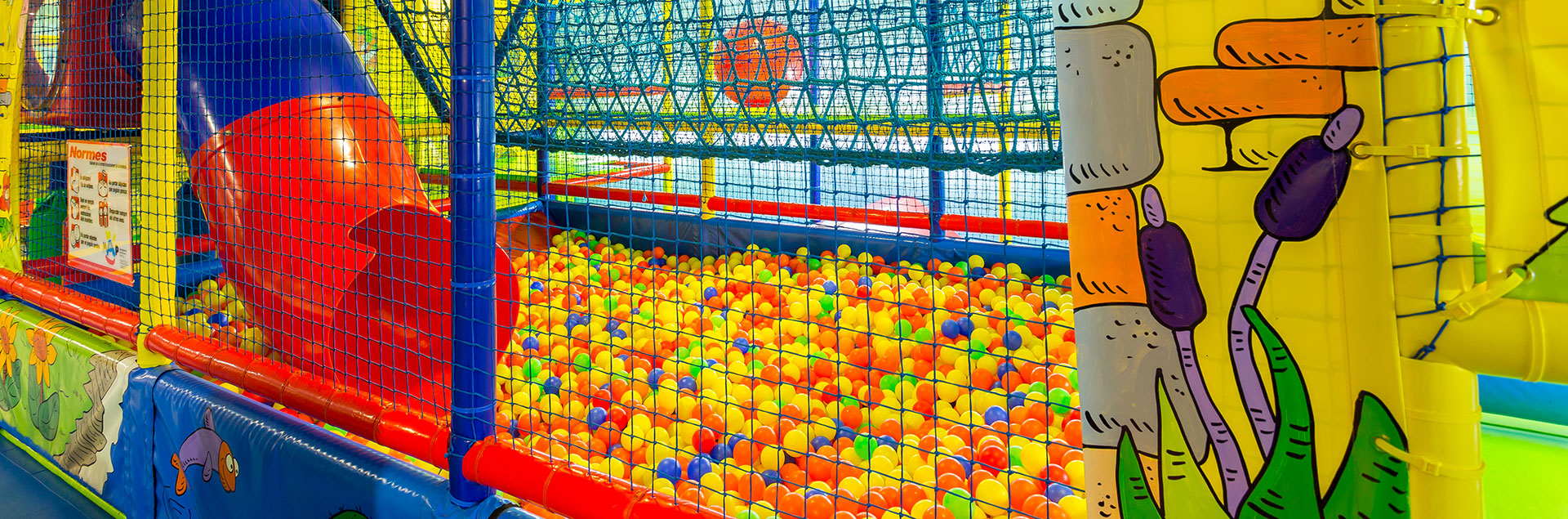 kidsclub amb activitats per a totes les edats