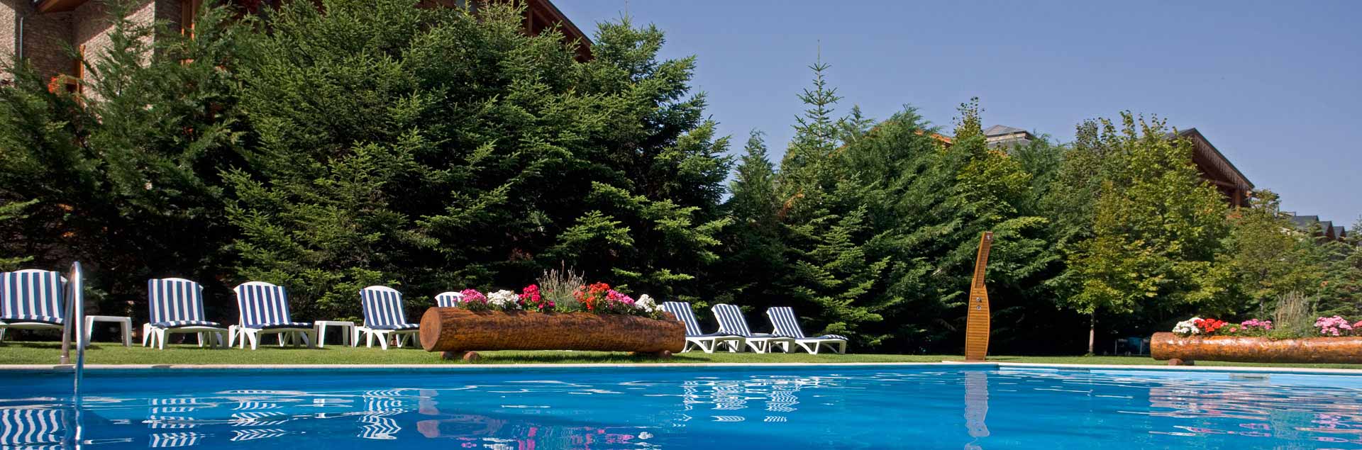 hotel a soldeu amb piscina a lestiu